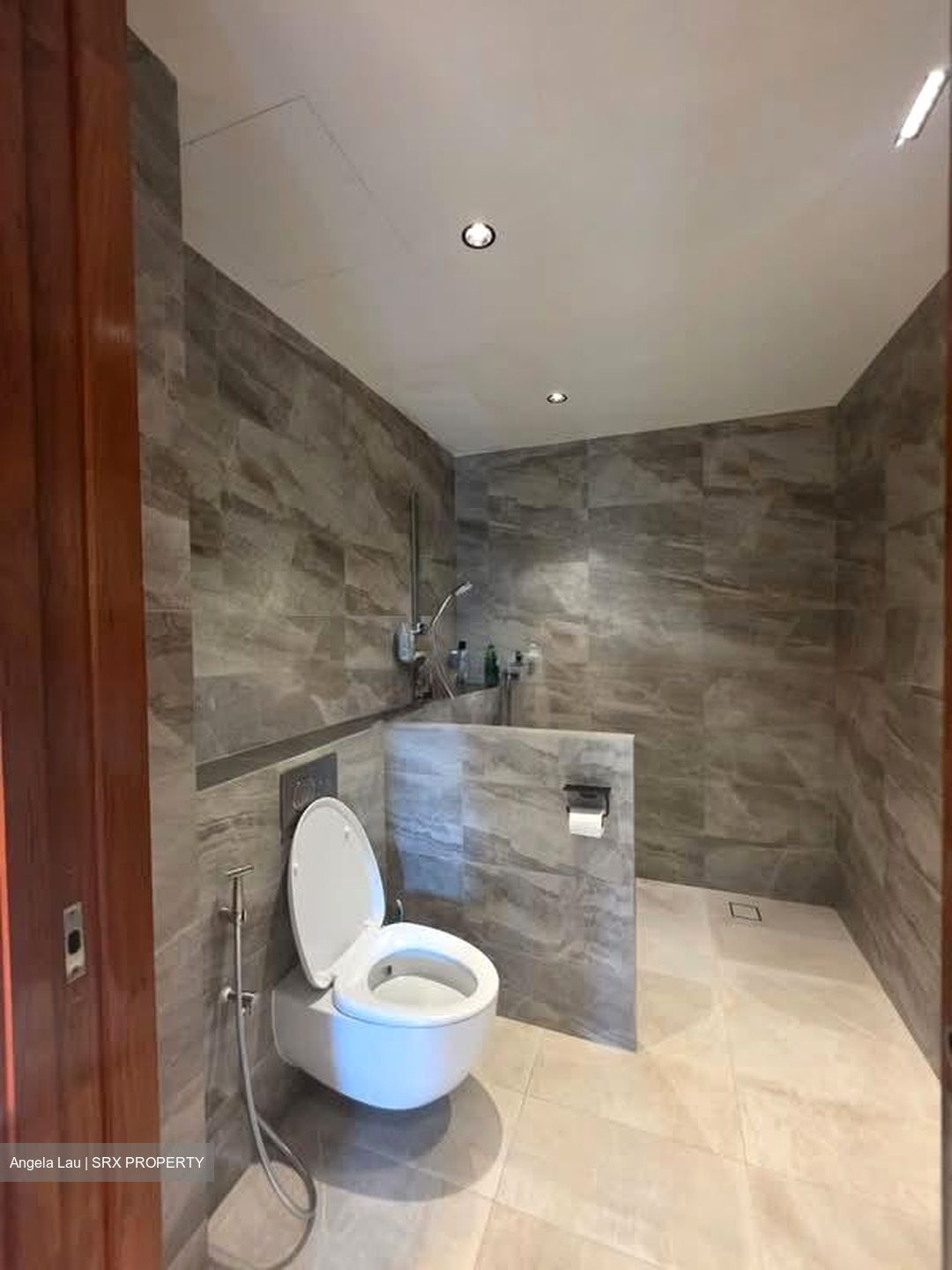 Ridout Road (D10), Detached #558398011